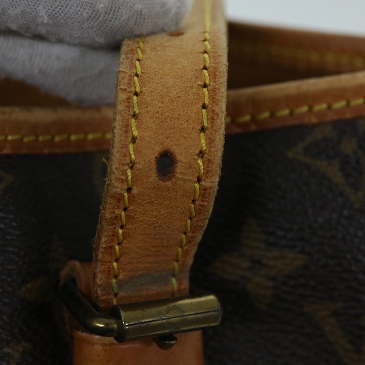 LOUIS VUITTON Monogram Bucket GM Shoulder Bag Vintage M42236 LV Auth 53591