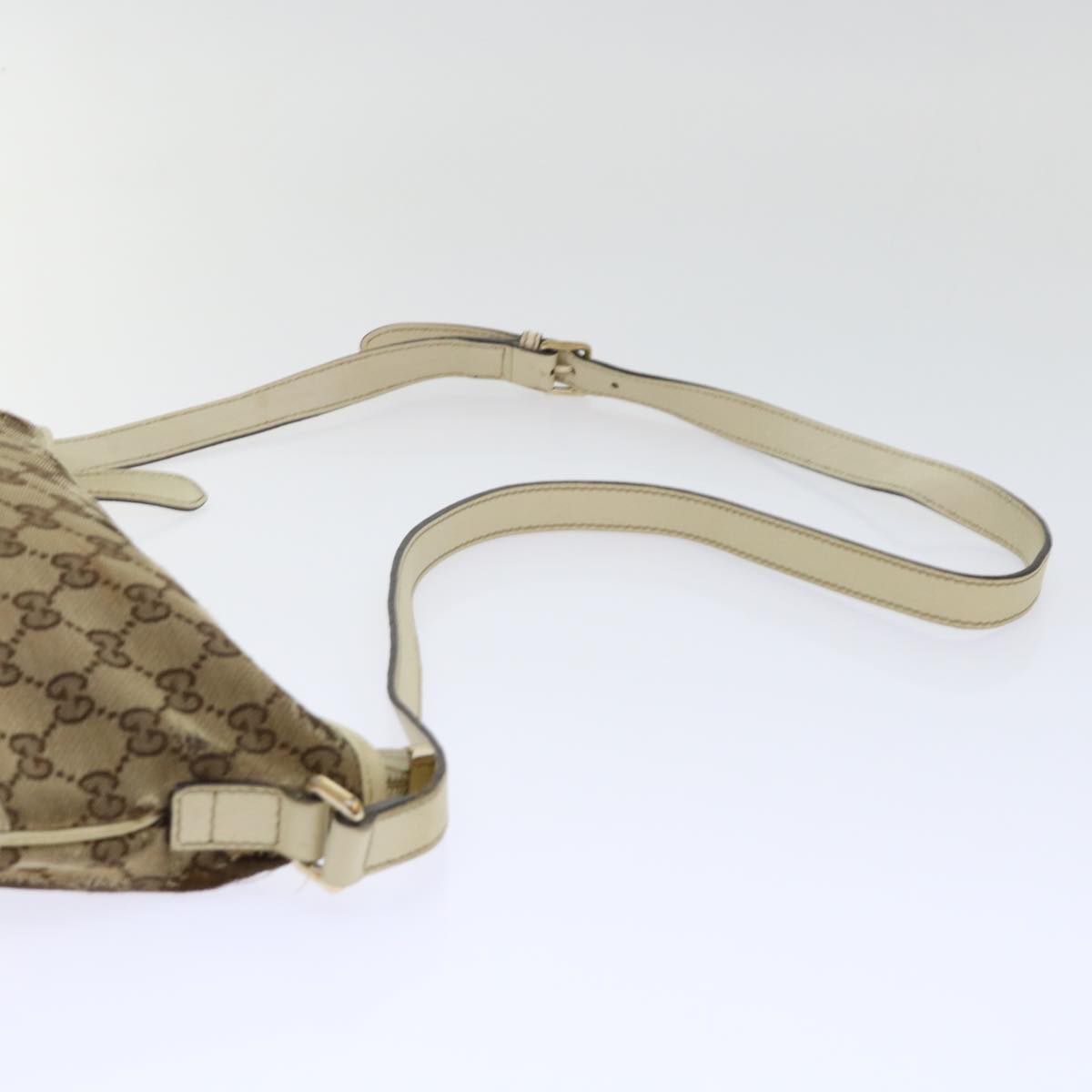 GUCCI GG Canvas Shoulder Bag Beige White Auth 53663