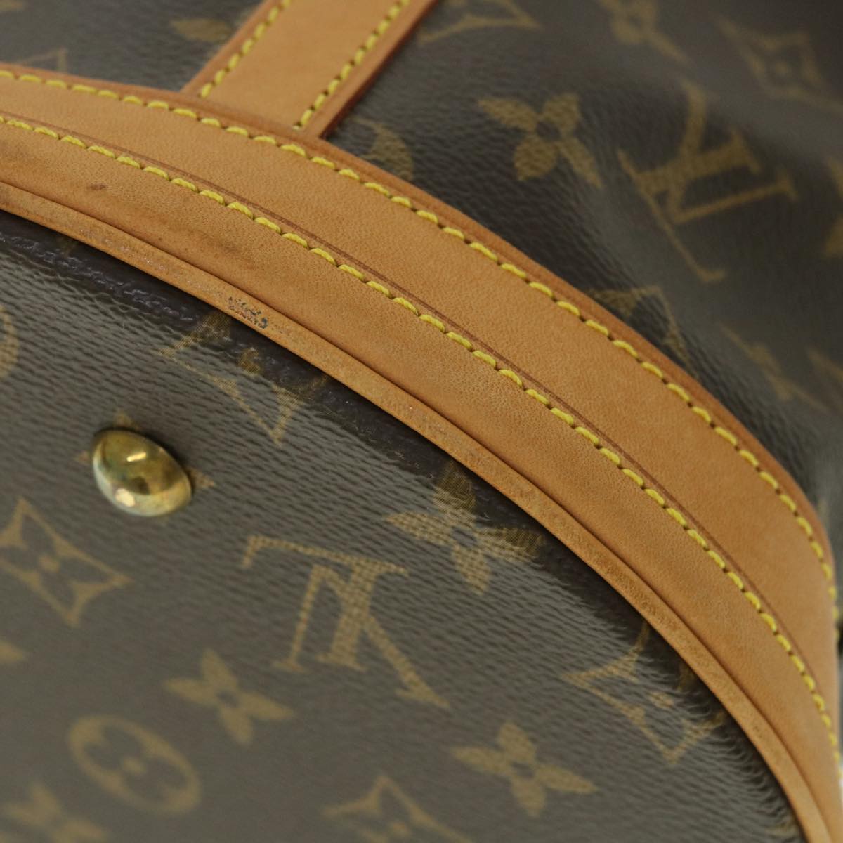 LOUIS VUITTON Monogram Bucket GM Shoulder Bag M42236 LV Auth 53836