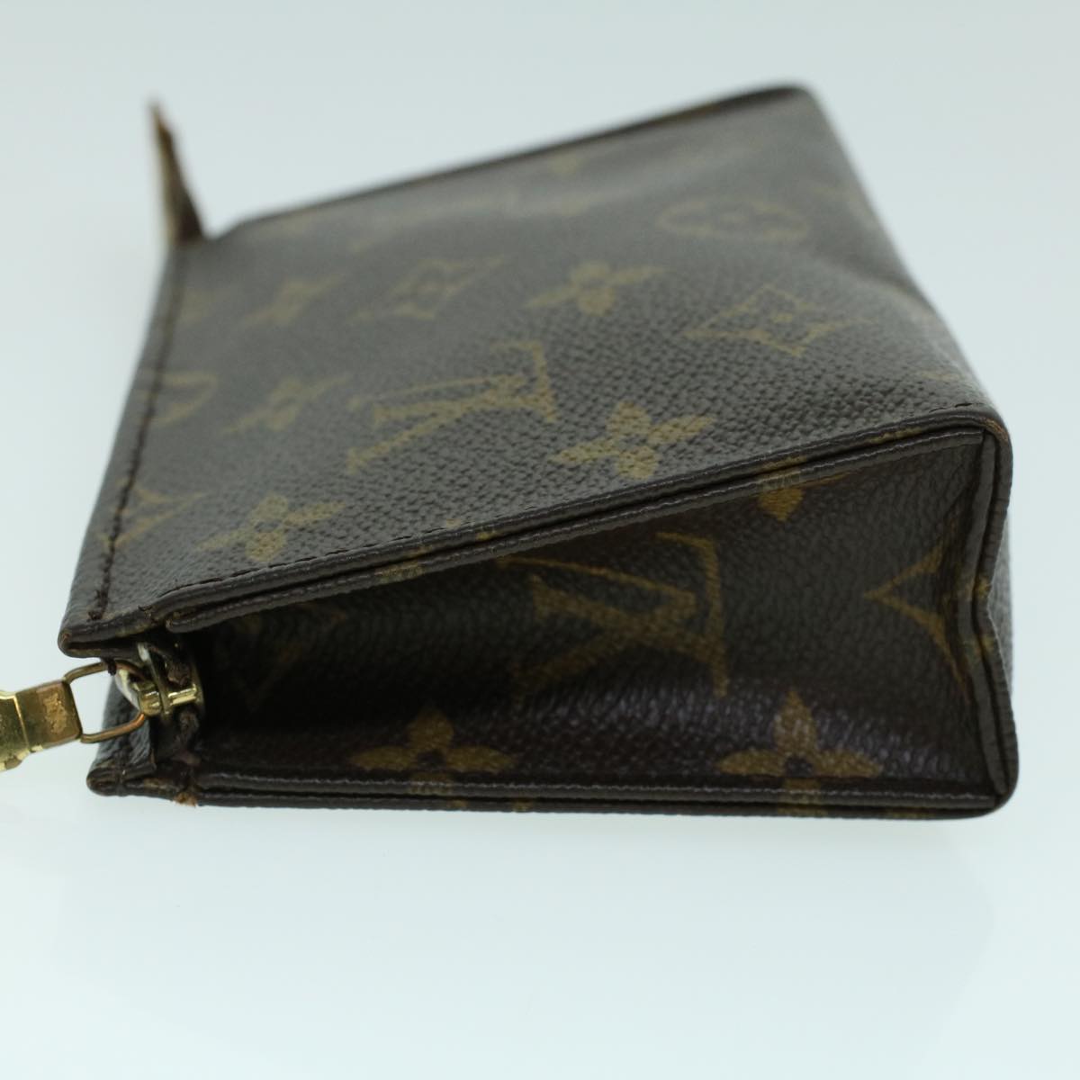 LOUIS VUITTON Monogram Poche Toilette 15 Pouch M47546 LV Auth 53873