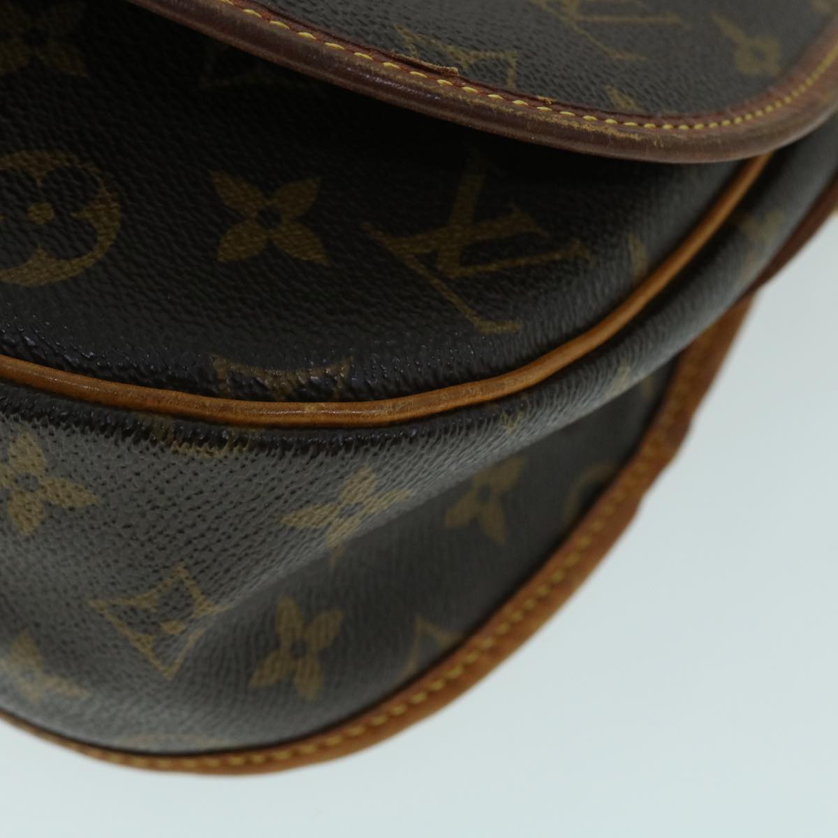 LOUIS VUITTON Monogram Menilmontant PM Shoulder Bag M40474 LV Auth 53905