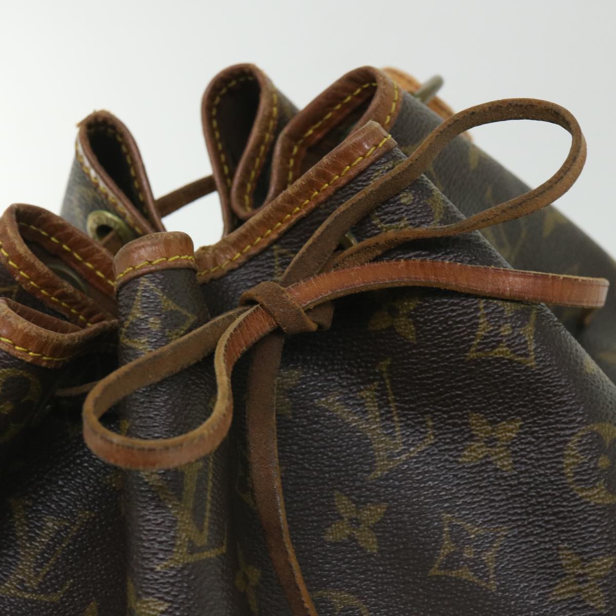 LOUIS VUITTON Monogram Noe Shoulder Bag M42224 LV Auth 53929