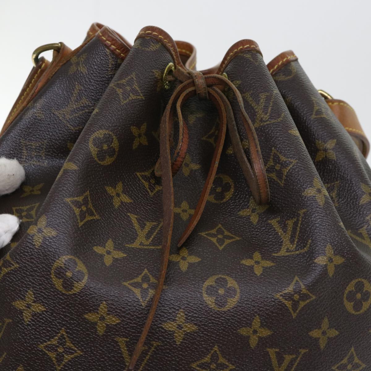 LOUIS VUITTON Monogram Noe Shoulder Bag M42224 LV Auth 53932