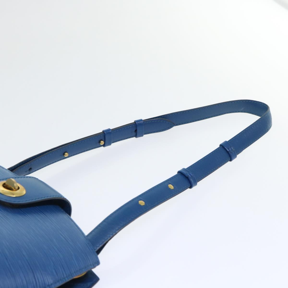 LOUIS VUITTON Epi Cluny Shoulder Bag Blue M52255 LV Auth 53959