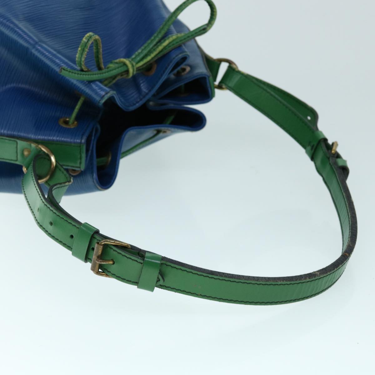 LOUIS VUITTON Epi Tricolor Noe Shoulder Bag Green Blue M44044 LV Auth 53987