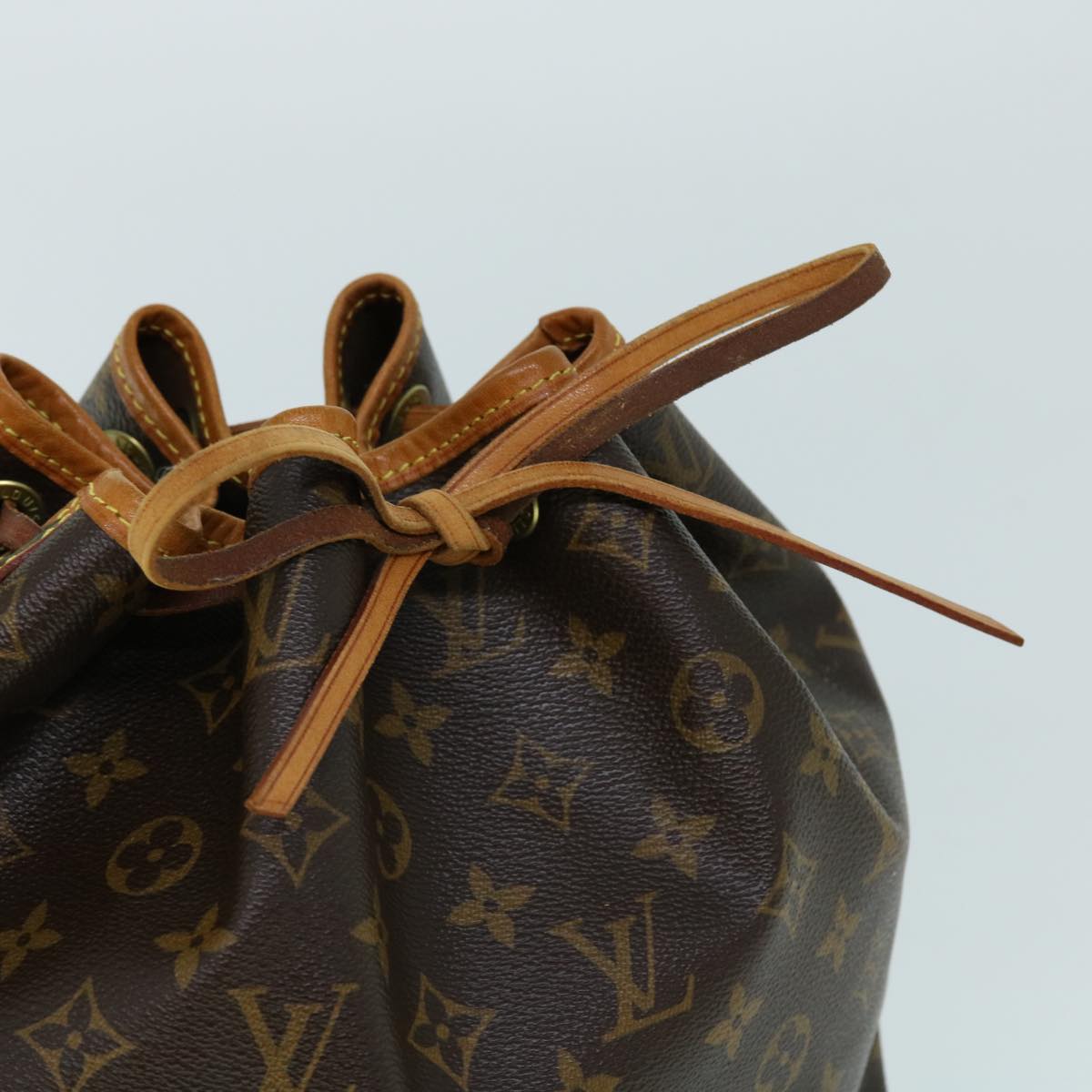 LOUIS VUITTON Monogram Petit Noe Shoulder Bag M42226 LV Auth 53999