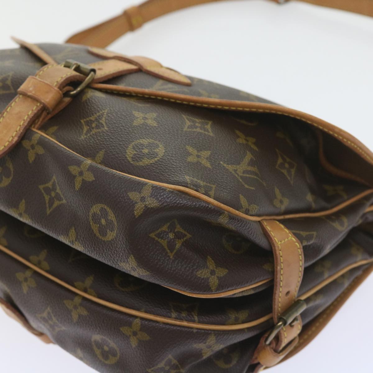 LOUIS VUITTON Monogram Saumur 30 Shoulder Bag M42256 LV Auth 54147