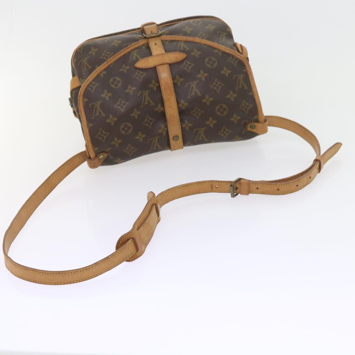 LOUIS VUITTON Monogram Saumur 30 Shoulder Bag M42256 LV Auth 54147