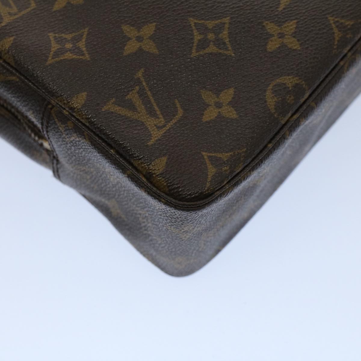 LOUIS VUITTON Monogram Trousse Toilette 28 Clutch Bag M47522 LV Auth 54160