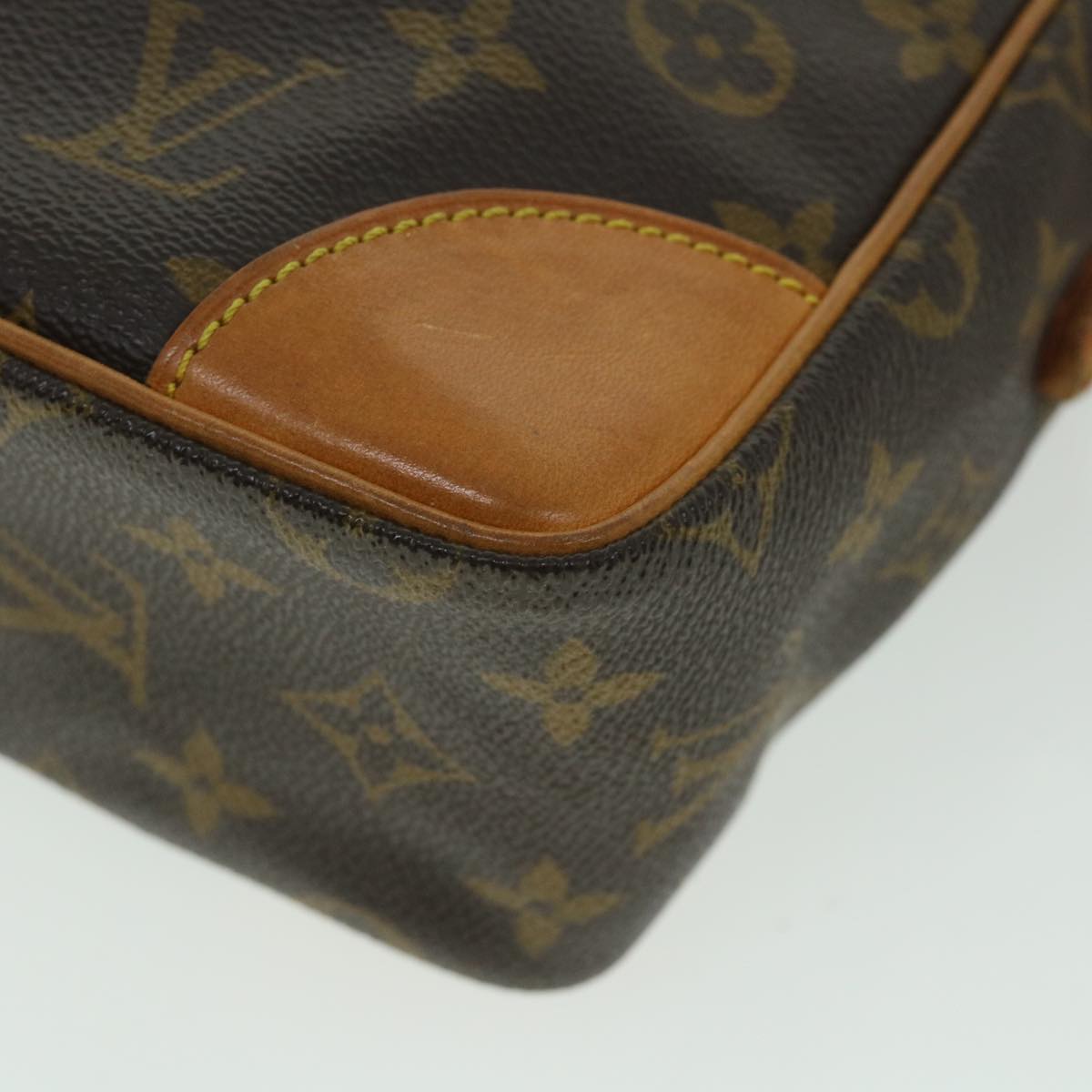 LOUIS VUITTON Monogram Trocadero 30 Shoulder Bag M51272 LV Auth 54162