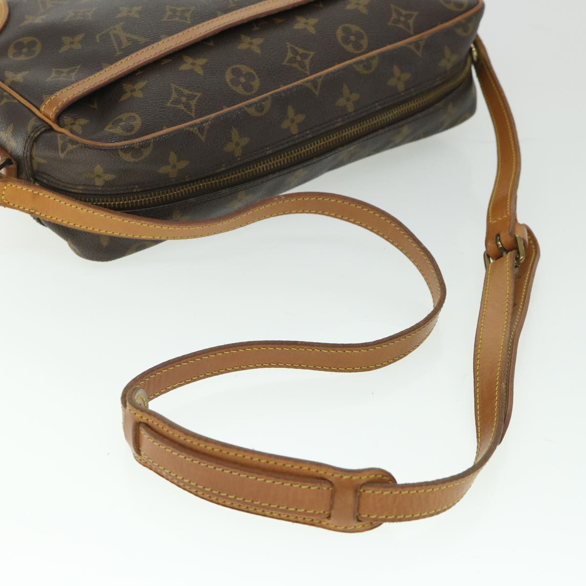 LOUIS VUITTON Monogram Trocadero 30 Shoulder Bag M51272 LV Auth 54162