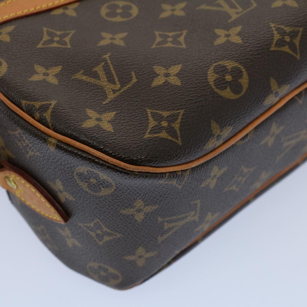 LOUIS VUITTON Monogram Blois Shoulder Bag M51221 LV Auth 54168