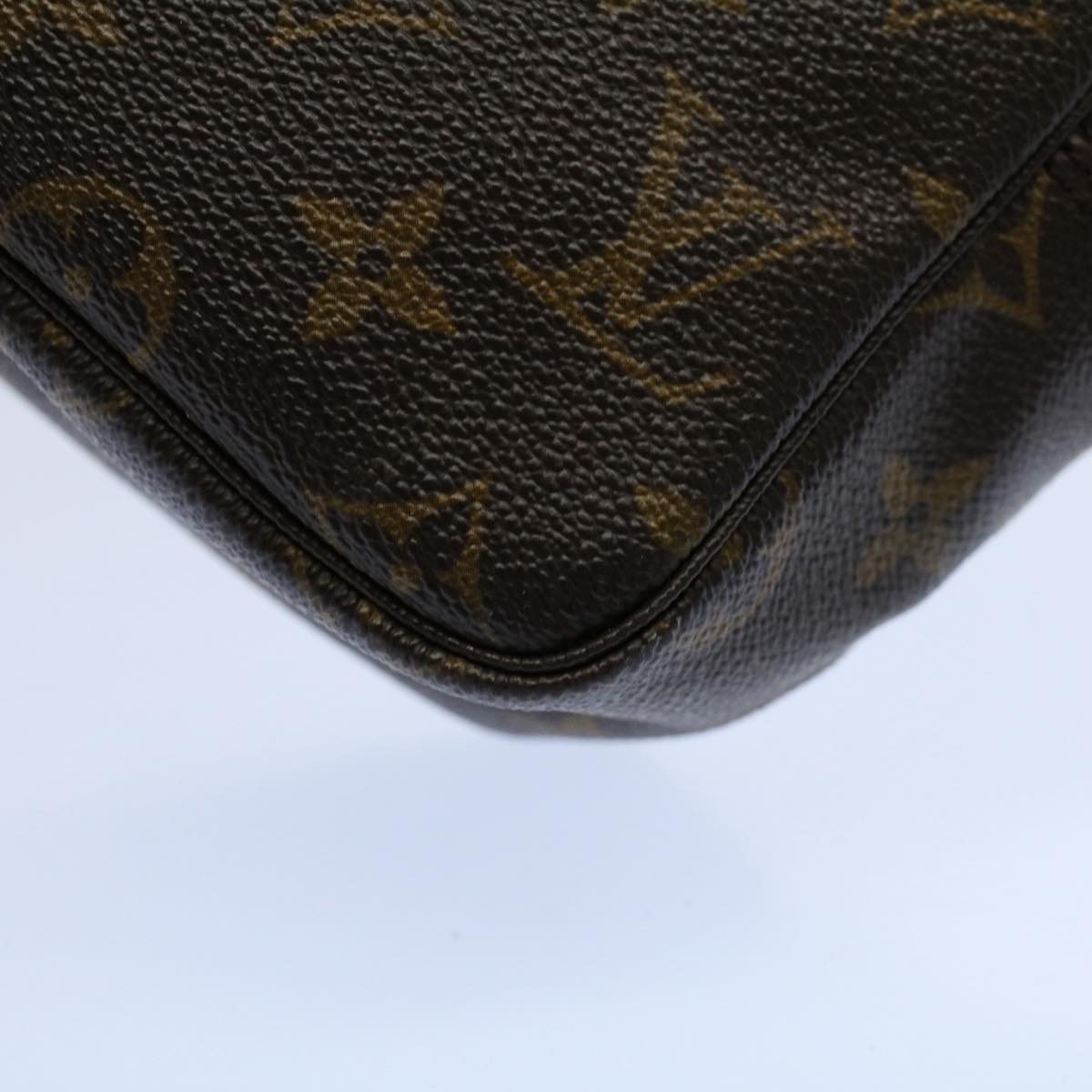 LOUIS VUITTON Monogram Trousse Toilette 28 Clutch Bag M47522 LV Auth 54170