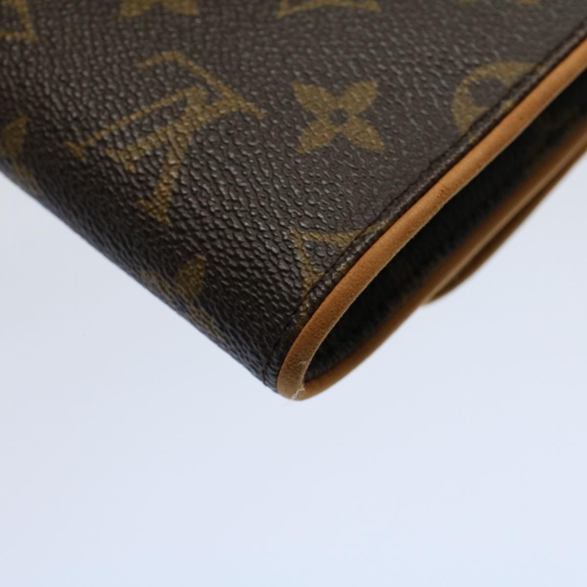 LOUIS VUITTON Monogram Pochette Twin GM Shoulder Bag M51852 LV Auth 54176