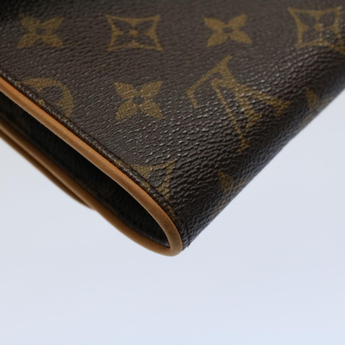 LOUIS VUITTON Monogram Pochette Twin GM Shoulder Bag M51852 LV Auth 54176