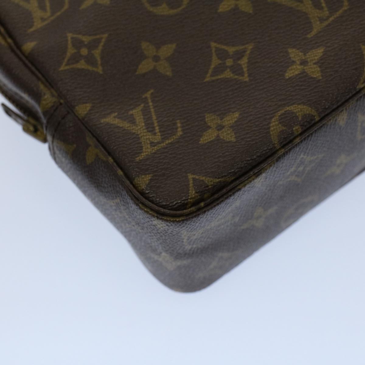 LOUIS VUITTON Monogram Trousse Toilette 28 Clutch Bag M47522 LV Auth 54226