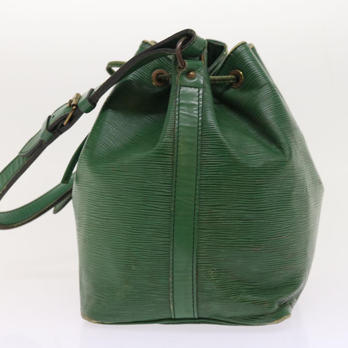 LOUIS VUITTON Epi Petit Noe Shoulder Bag Green M44104 LV Auth 54293