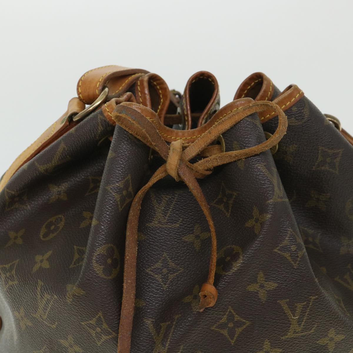 LOUIS VUITTON Monogram Noe Shoulder Bag M42224 LV Auth 54310