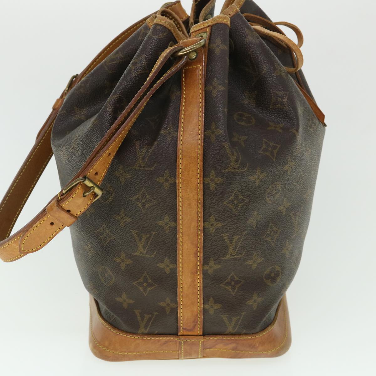 LOUIS VUITTON Monogram Noe Shoulder Bag M42224 LV Auth 54311