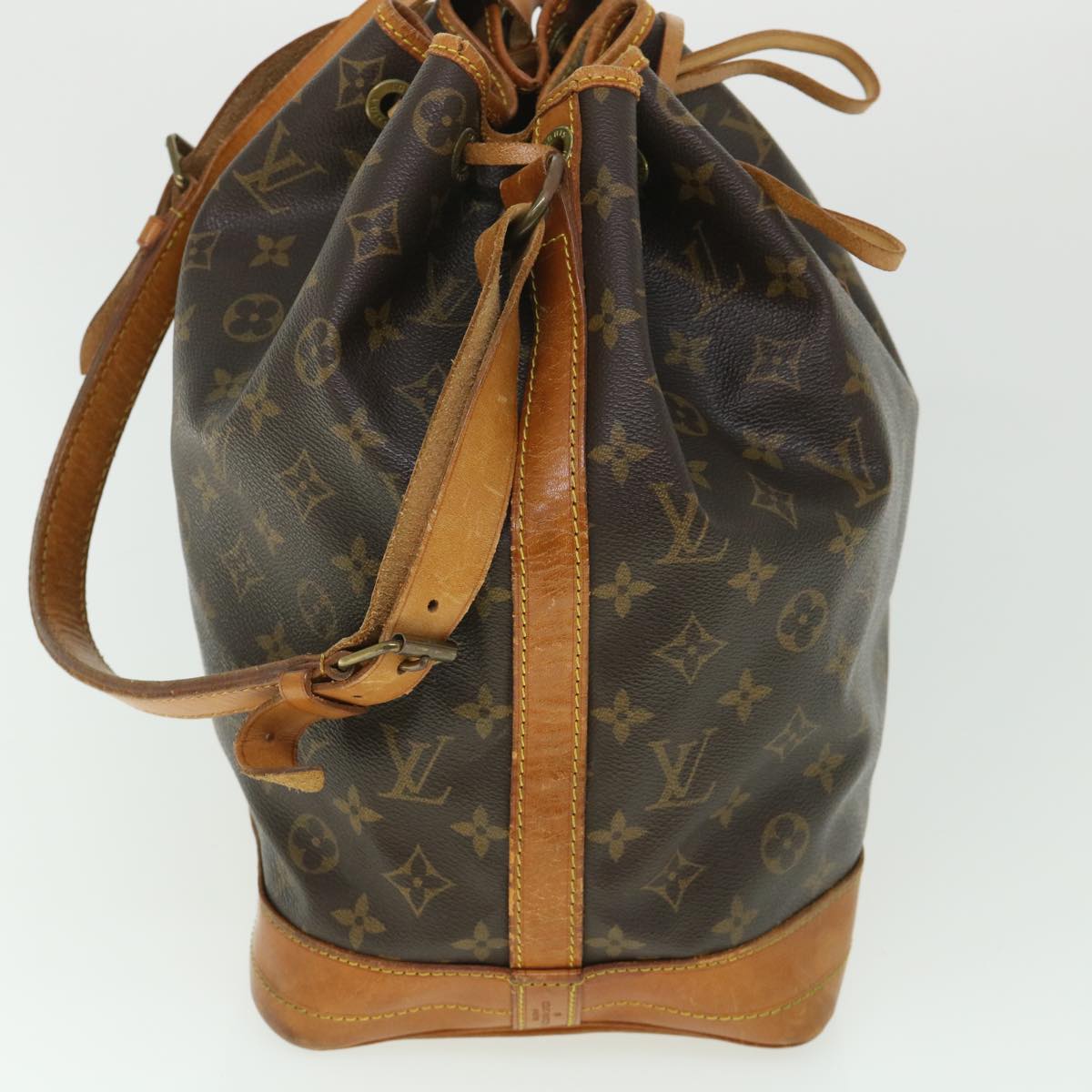 LOUIS VUITTON Monogram Noe Shoulder Bag M42224 LV Auth 54313