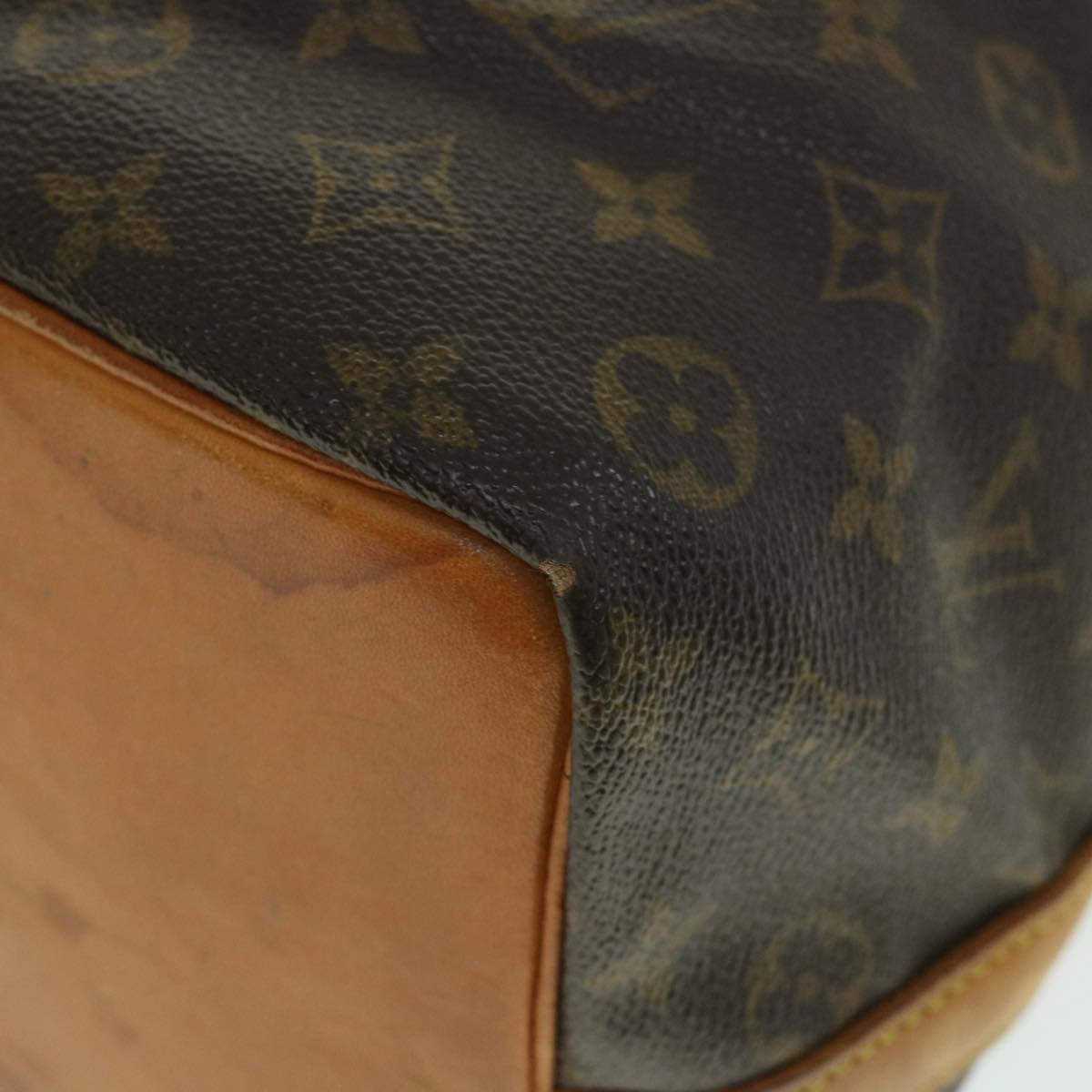 LOUIS VUITTON Monogram Petit Noe Shoulder Bag M42226 LV Auth 54317