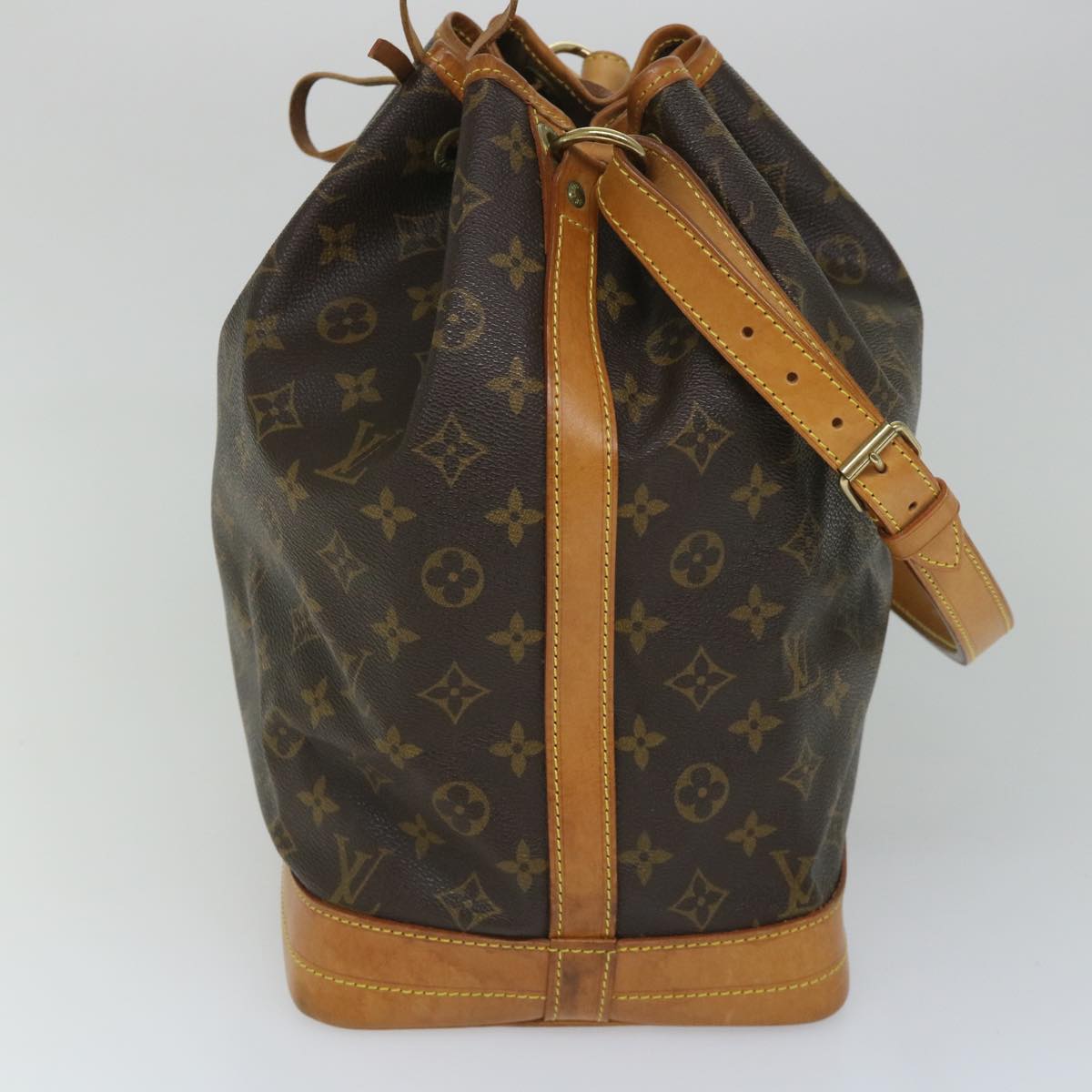 LOUIS VUITTON Monogram Noe Shoulder Bag M42224 LV Auth 54319