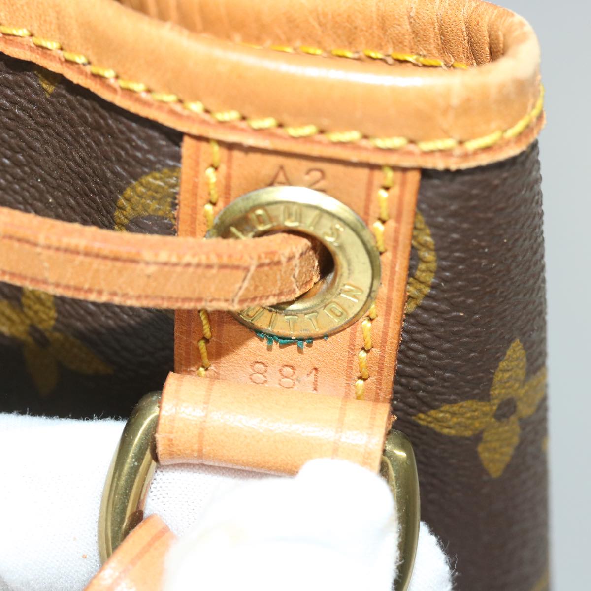 LOUIS VUITTON Monogram Noe Shoulder Bag M42224 LV Auth 54320