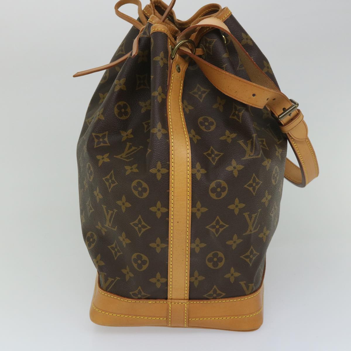 LOUIS VUITTON Monogram Noe Shoulder Bag M42224 LV Auth 54320