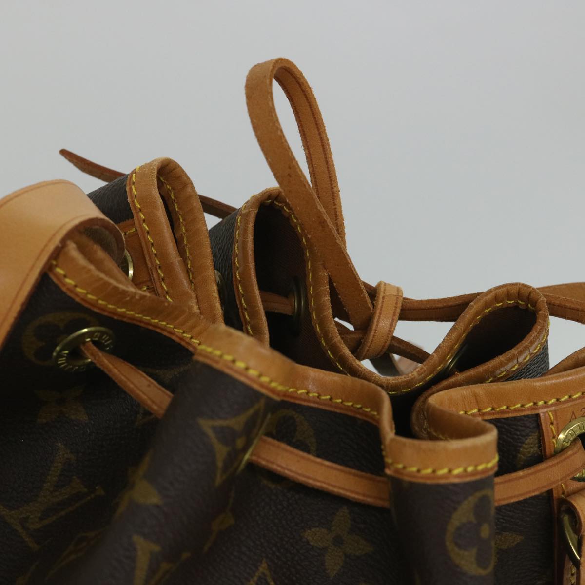 LOUIS VUITTON Monogram Noe Shoulder Bag M42224 LV Auth 54320