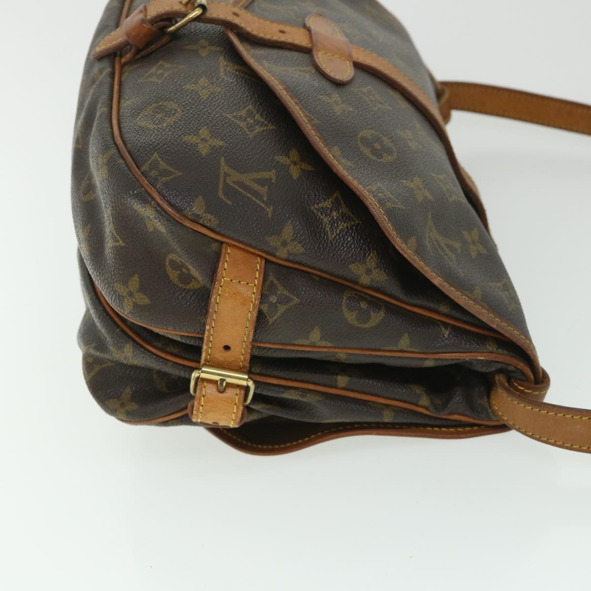 LOUIS VUITTON Monogram Saumur 30 Shoulder Bag M42256 LV Auth 54534