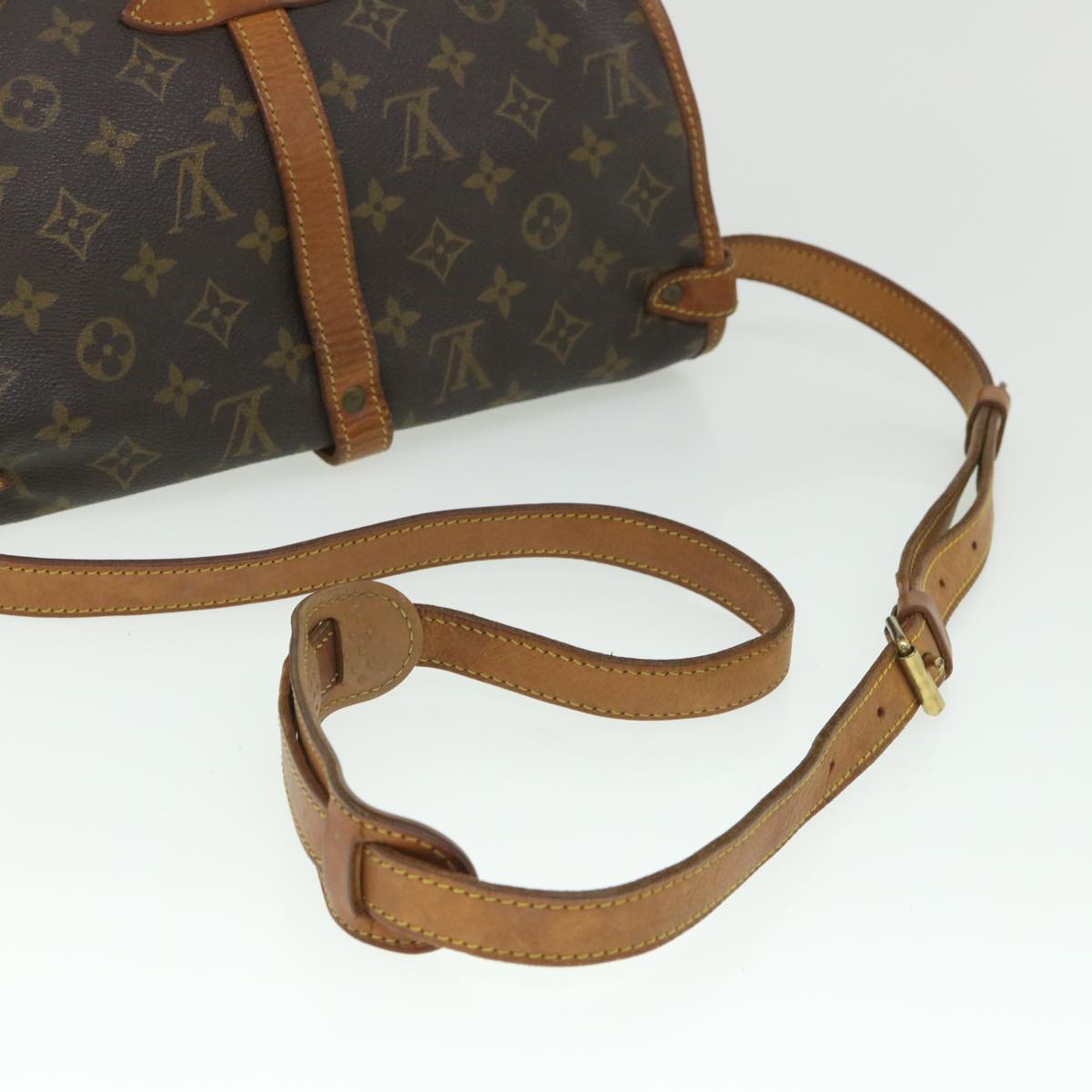 LOUIS VUITTON Monogram Saumur 30 Shoulder Bag M42256 LV Auth 54534