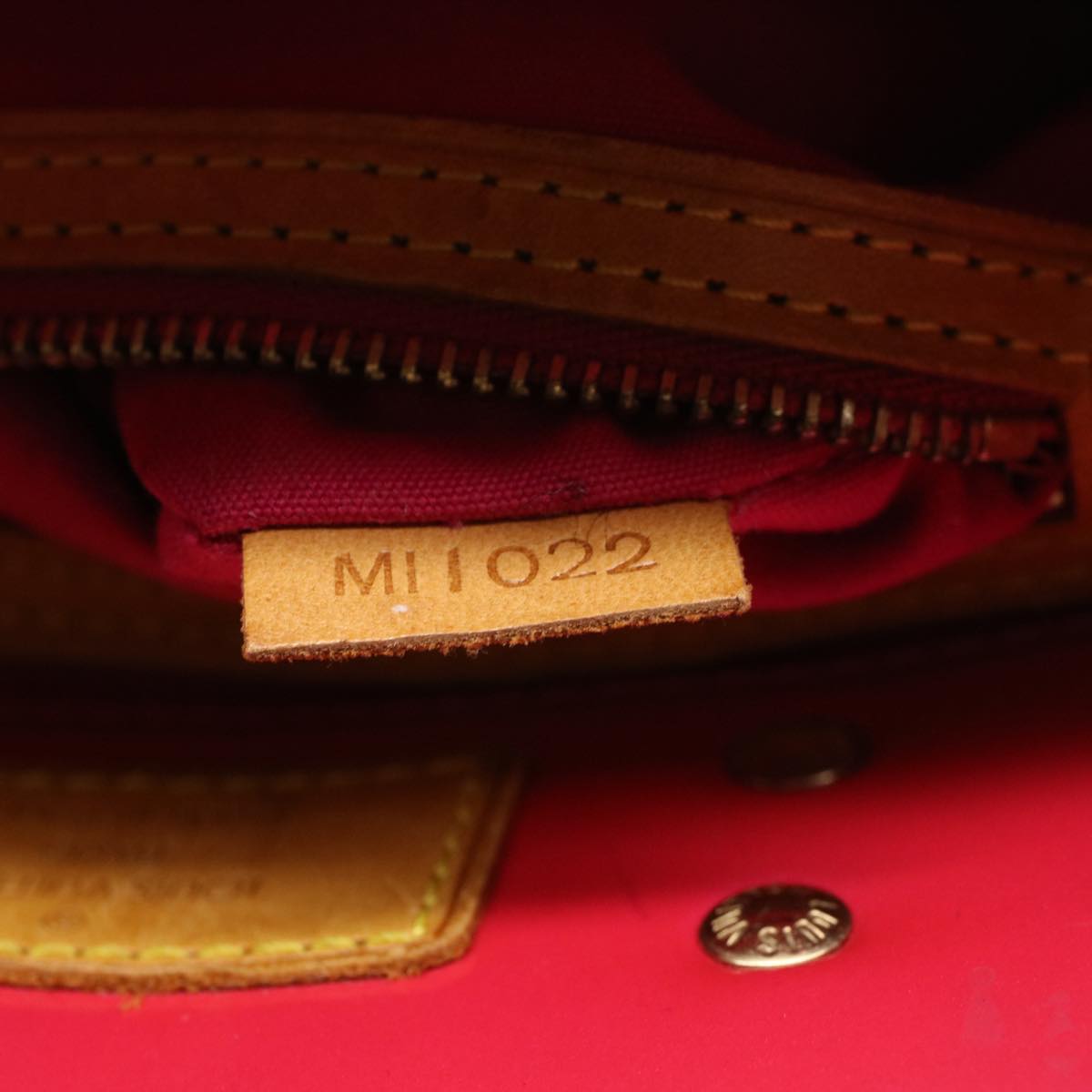 LOUIS VUITTON Monogram Vernis Reade PM Hand Bag Pink Fuchsia M91221 Auth 54549