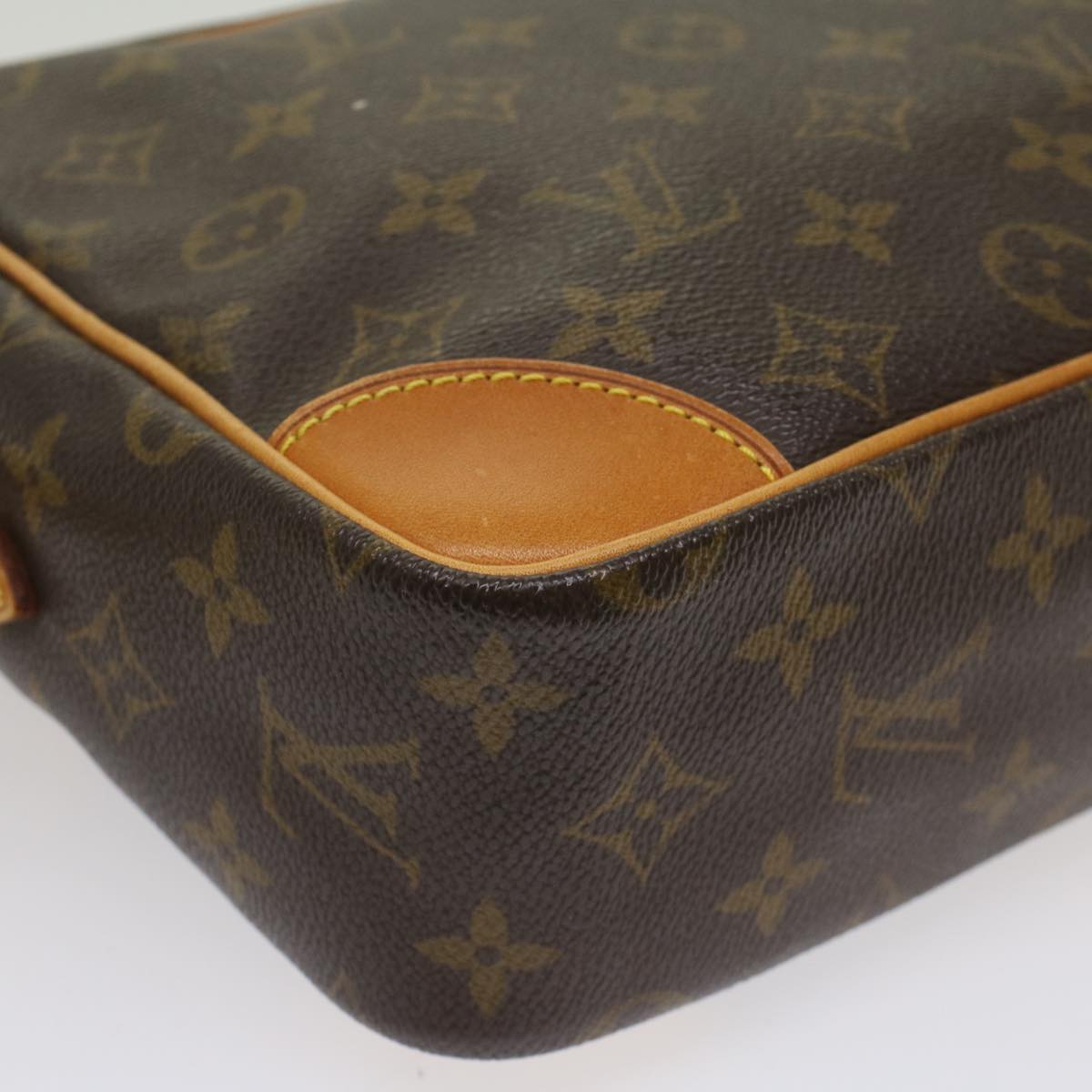 LOUIS VUITTON Monogram Trocadero 30 Shoulder Bag M51272 LV Auth 54634