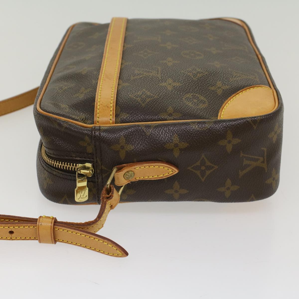 LOUIS VUITTON Monogram Trocadero 30 Shoulder Bag M51272 LV Auth 54634