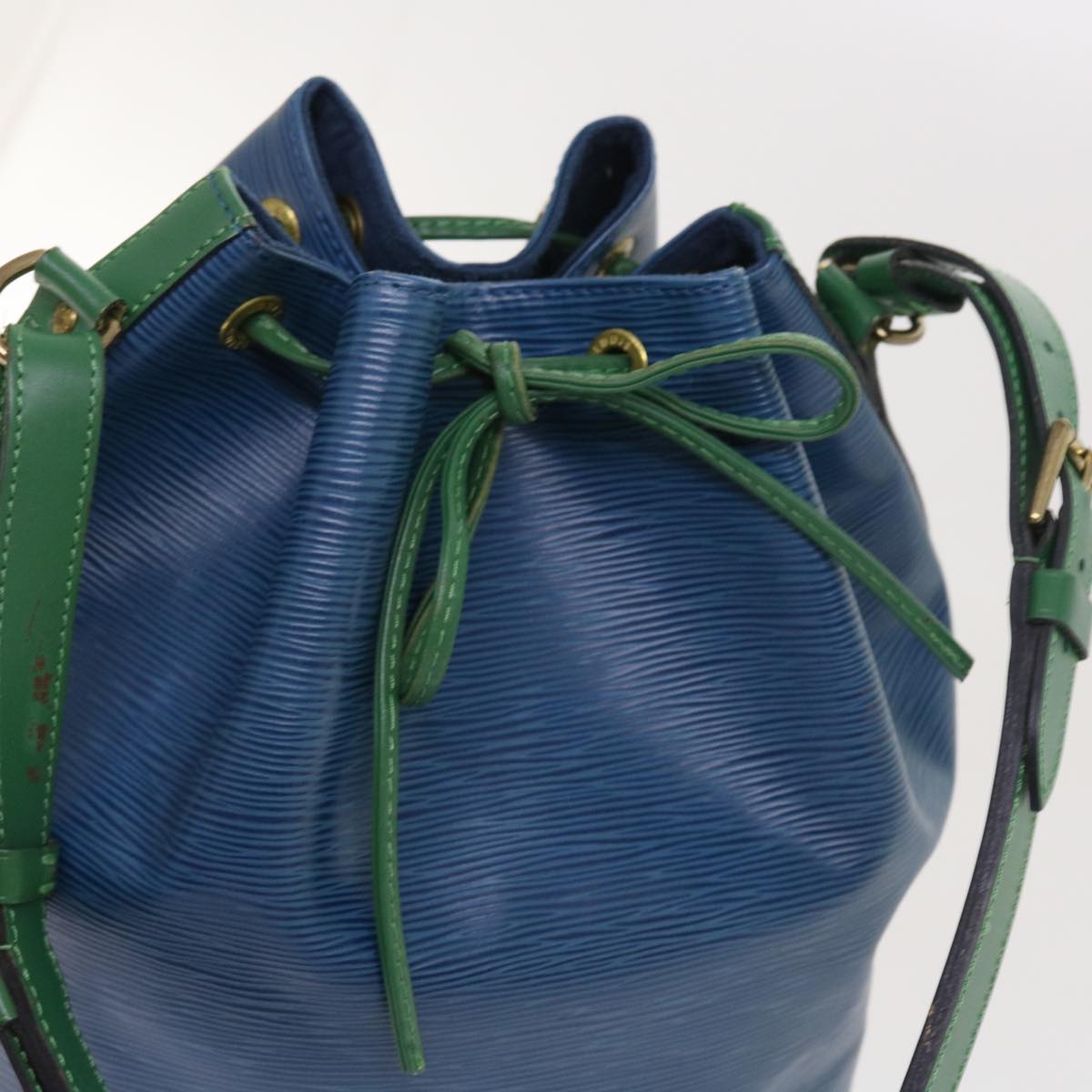 LOUIS VUITTON Epi Bicolor Noe Shoulder Bag Green Blue M44044 LV Auth 54646