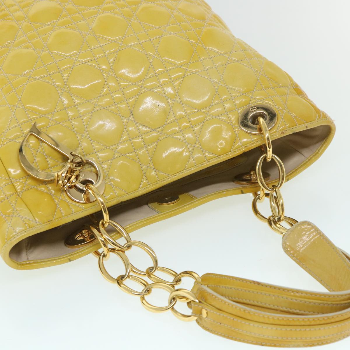 Christian Dior Lady Dior Canage Chain Tote Bag Patent leather Yellow Auth 54827