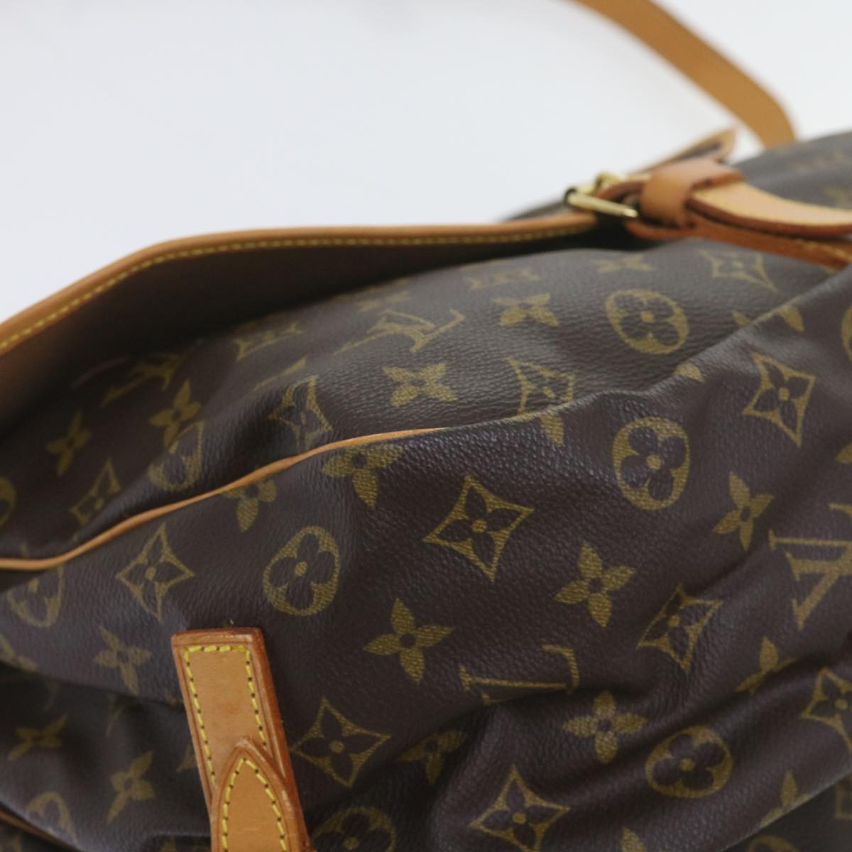 LOUIS VUITTON Monogram Saumur 35 Shoulder Bag M42254 LV Auth 55322