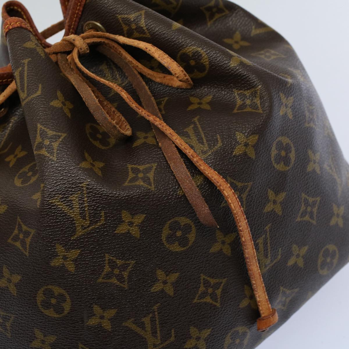 LOUIS VUITTON Monogram Petit Noe Shoulder Bag M42226 LV Auth 55366