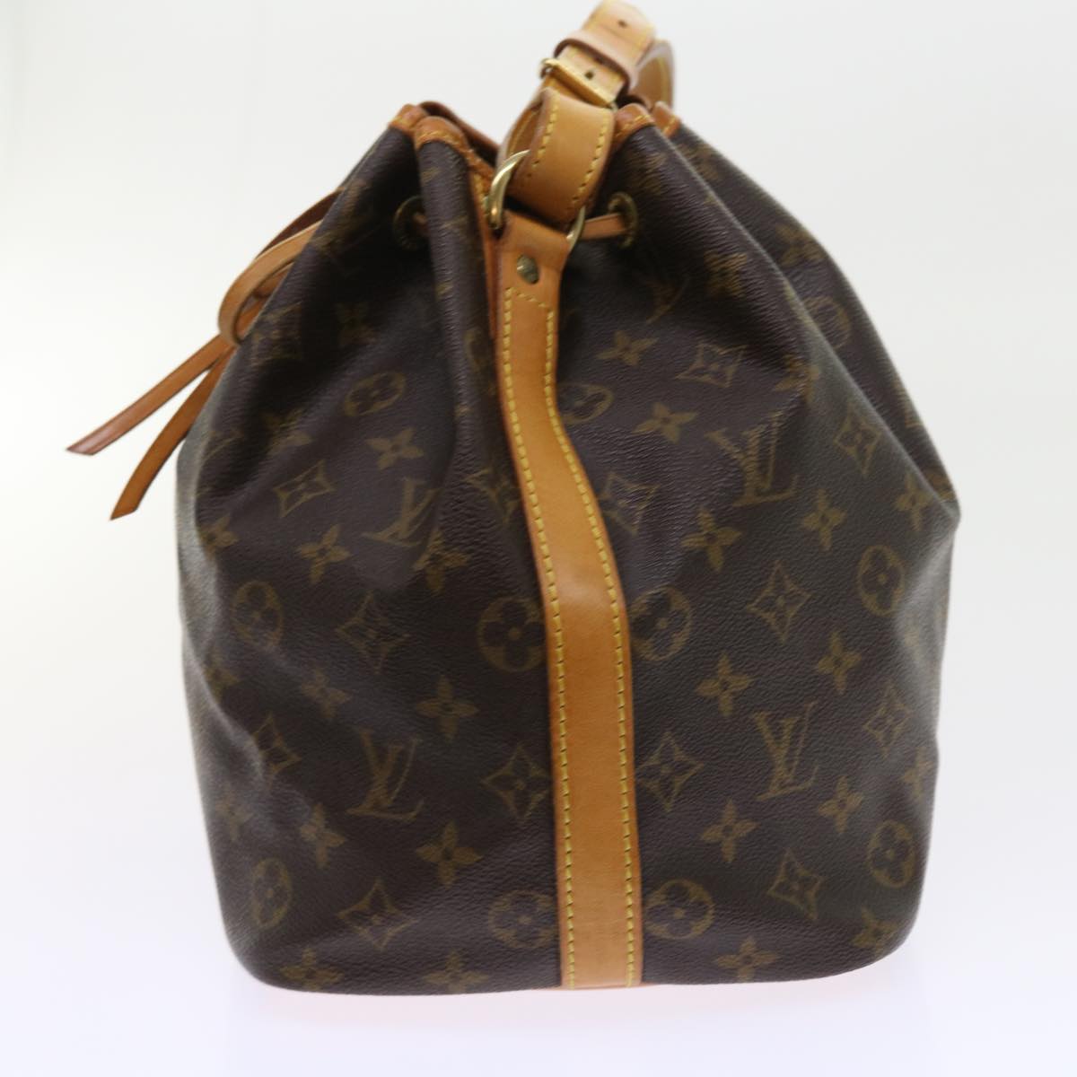 LOUIS VUITTON Monogram Petit Noe Shoulder Bag M42226 LV Auth 55367