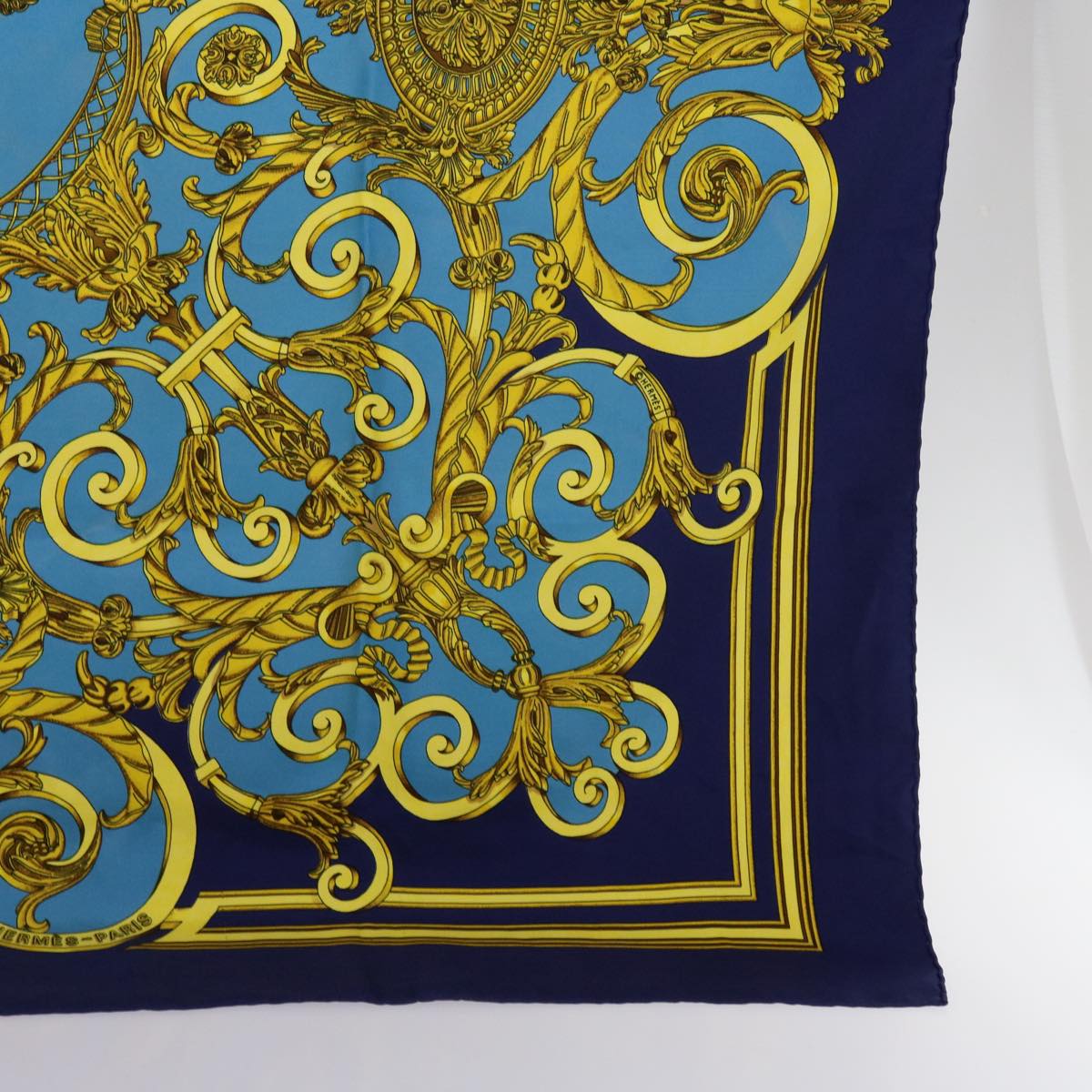 HERMES Carre 90 LES TUILERIES Scarf Silk Navy Auth 55444