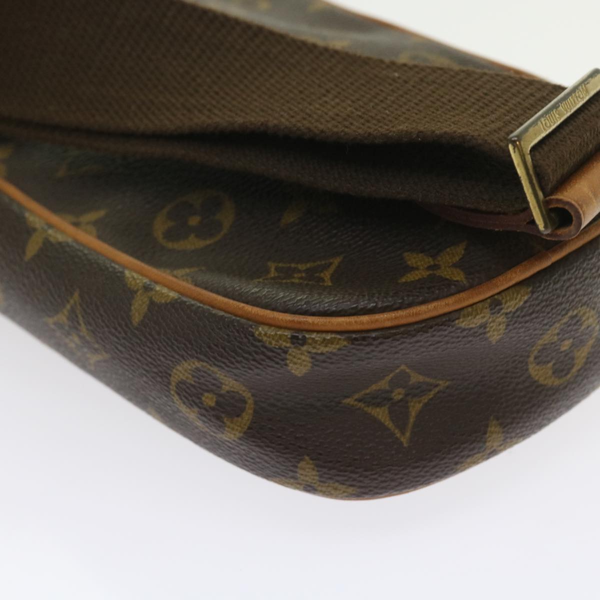 LOUIS VUITTON Monogram Pochette Gange Shoulder Bag M51870 LV Auth 55528