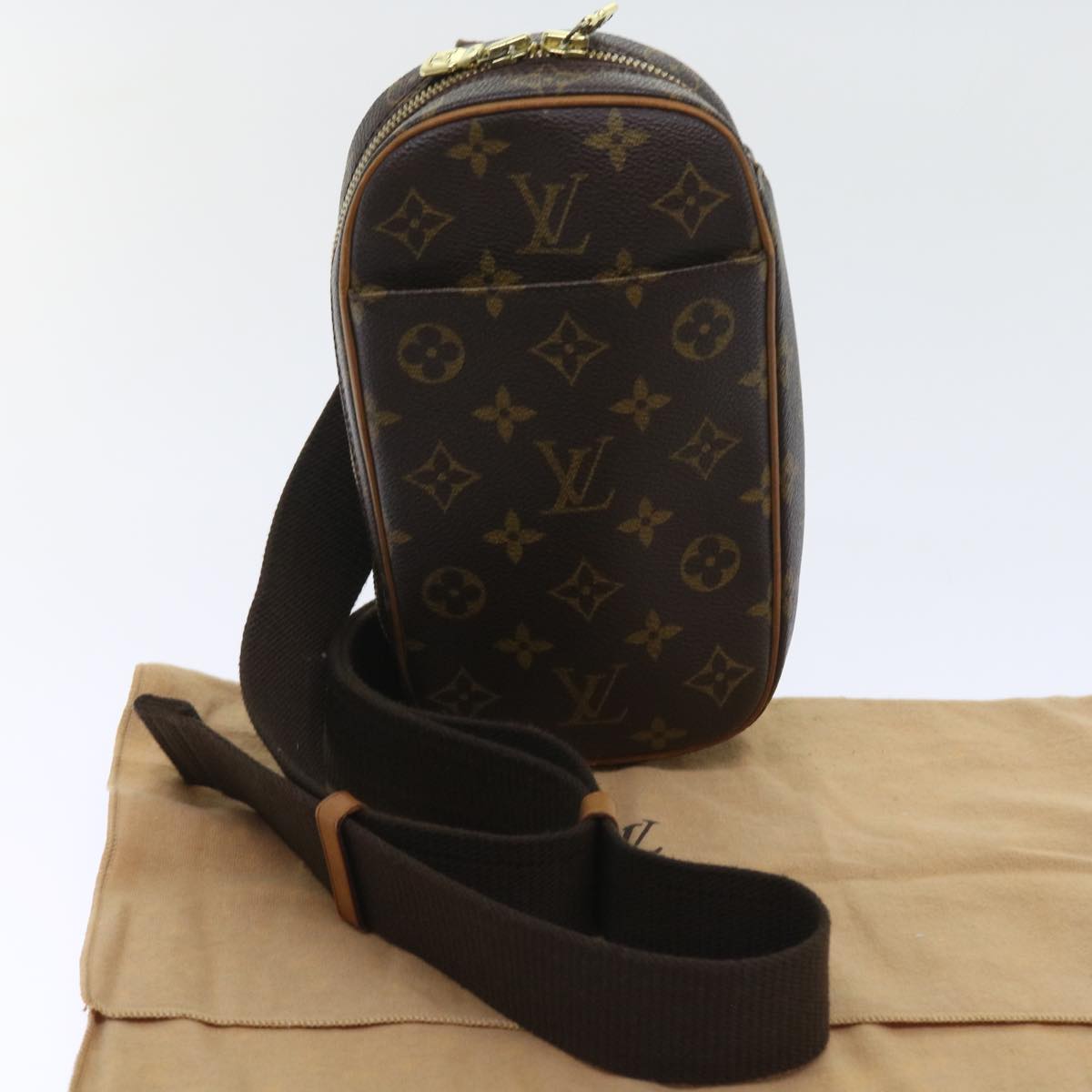 LOUIS VUITTON Monogram Pochette Gange Shoulder Bag M51870 LV Auth 55528