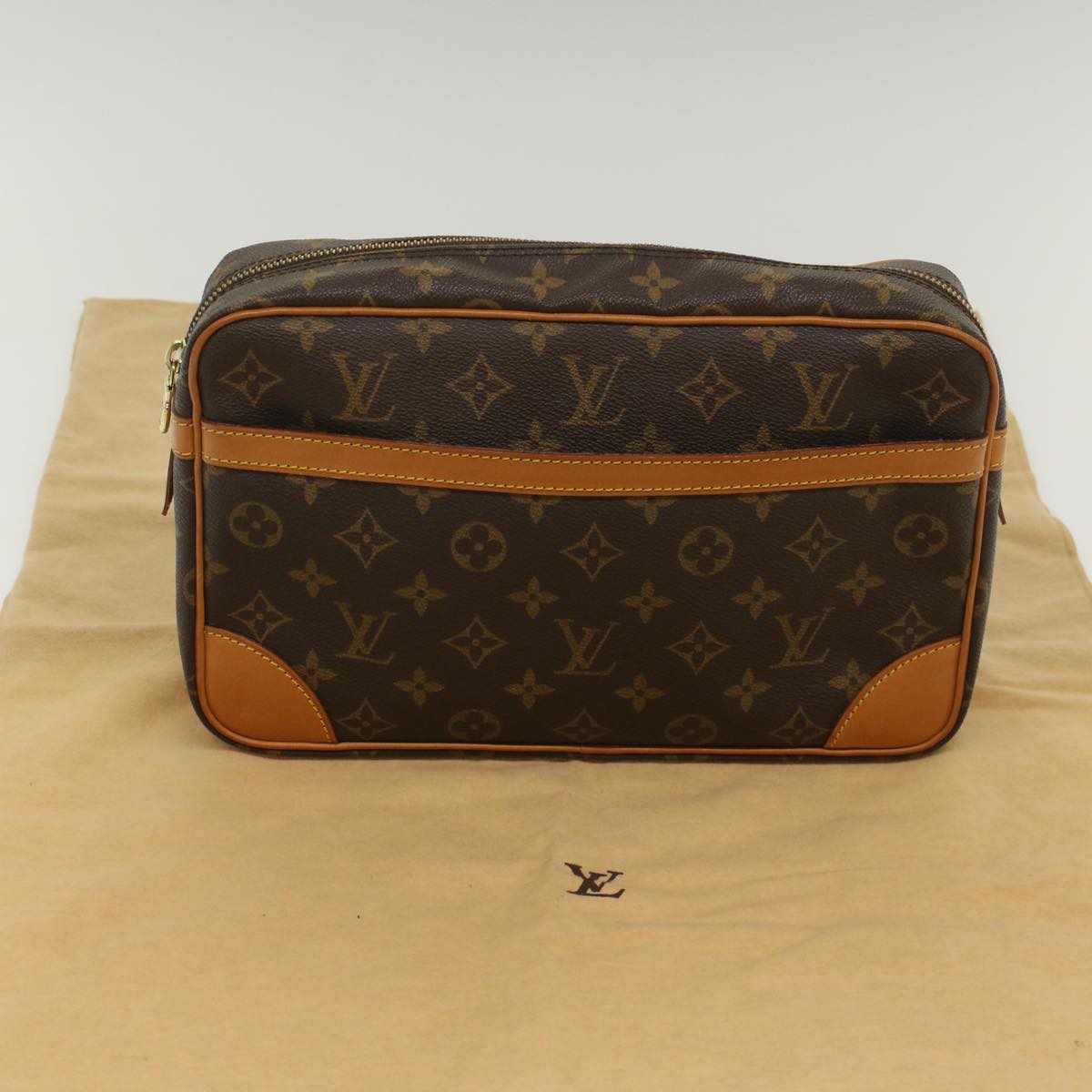 LOUIS VUITTON Monogram Compiegne 28 Clutch Bag M51845 LV Auth 55535