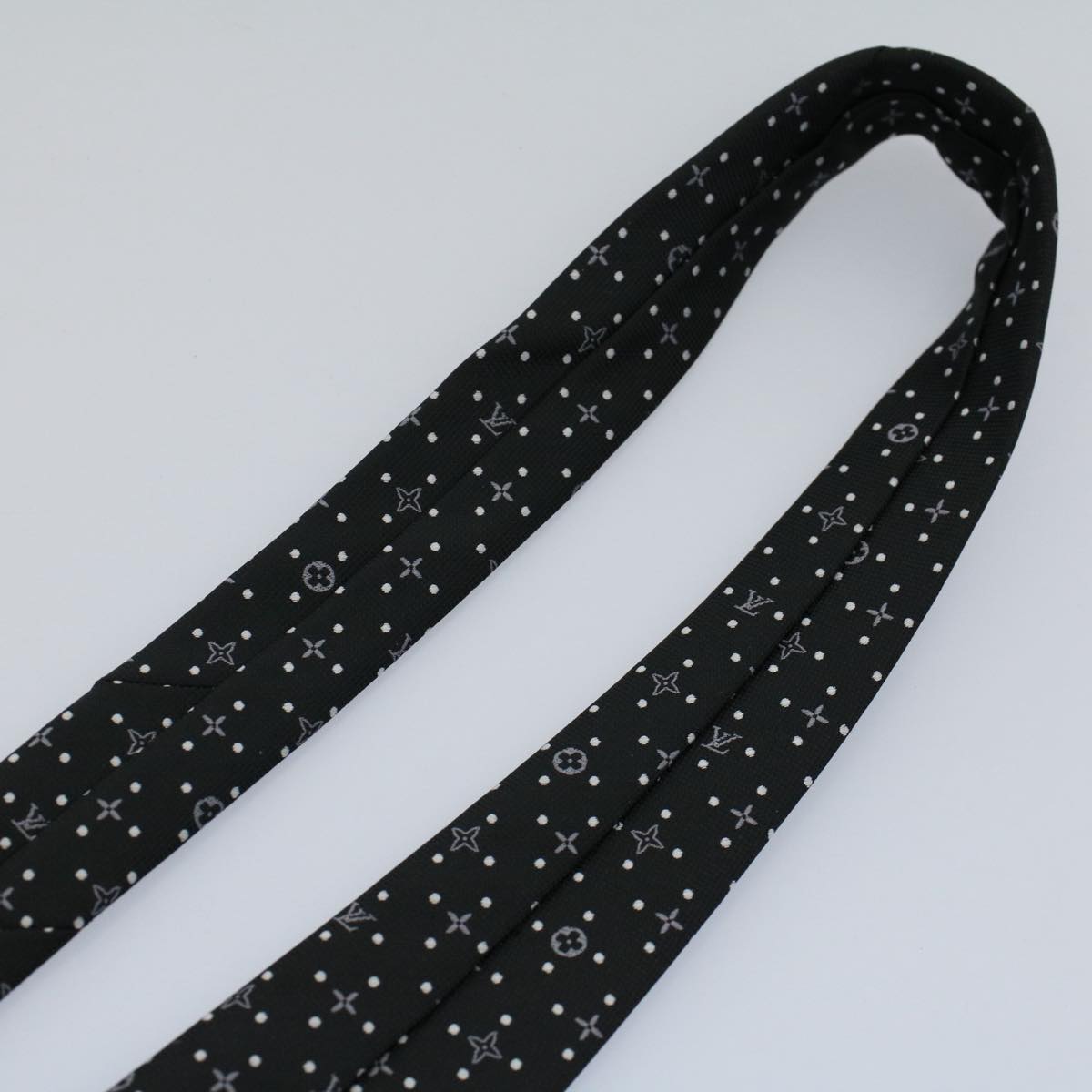 LOUIS VUITTON Monogram Necktie Silk Black LV Auth 55605