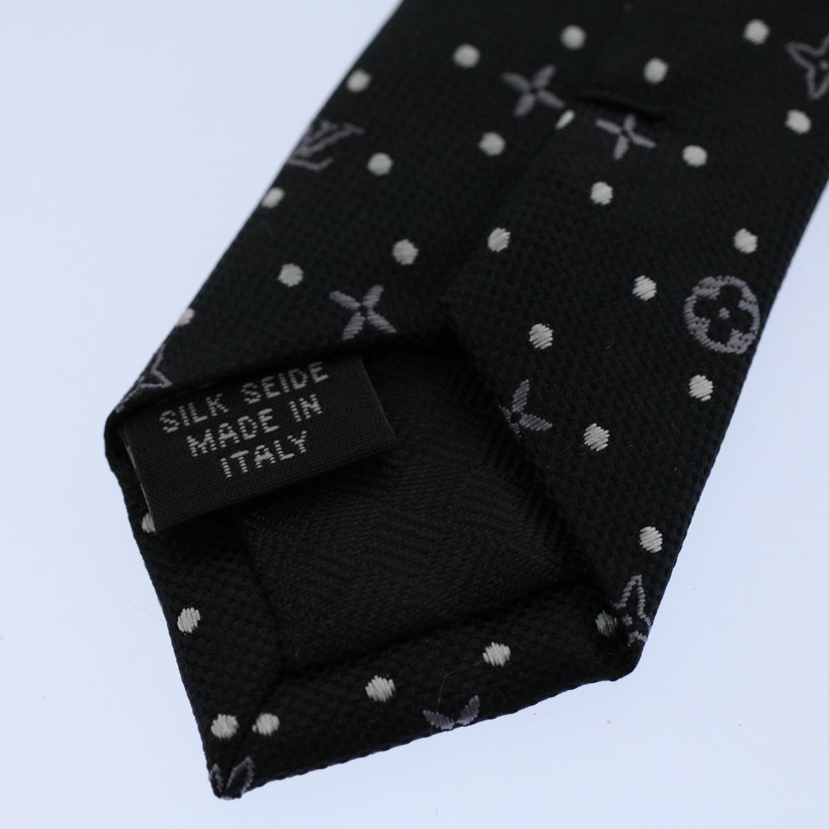 LOUIS VUITTON Monogram Necktie Silk Black LV Auth 55605