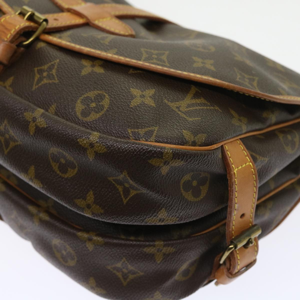 LOUIS VUITTON Monogram Saumur 30 Shoulder Bag M42256 LV Auth 55727