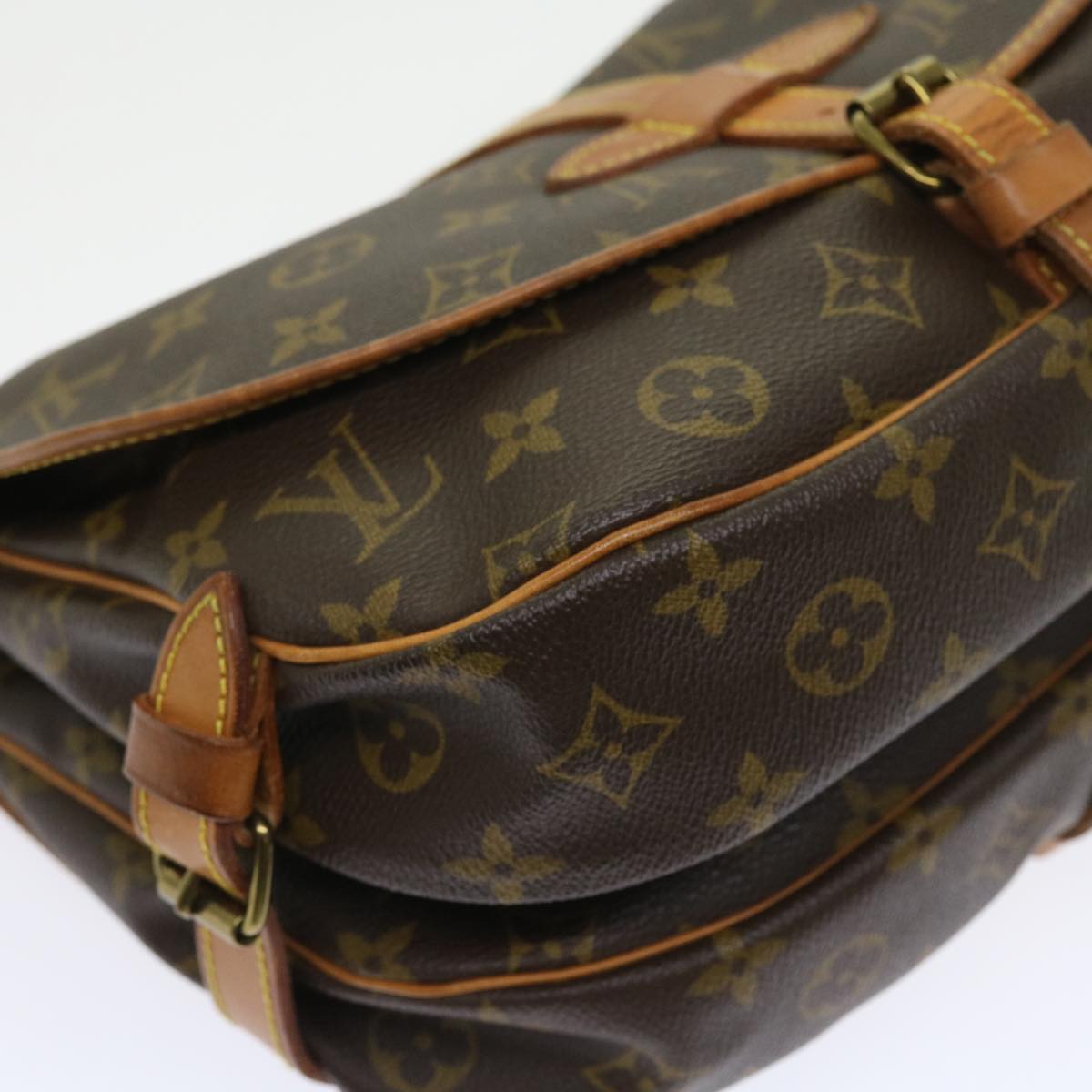 LOUIS VUITTON Monogram Saumur 30 Shoulder Bag M42256 LV Auth 55727