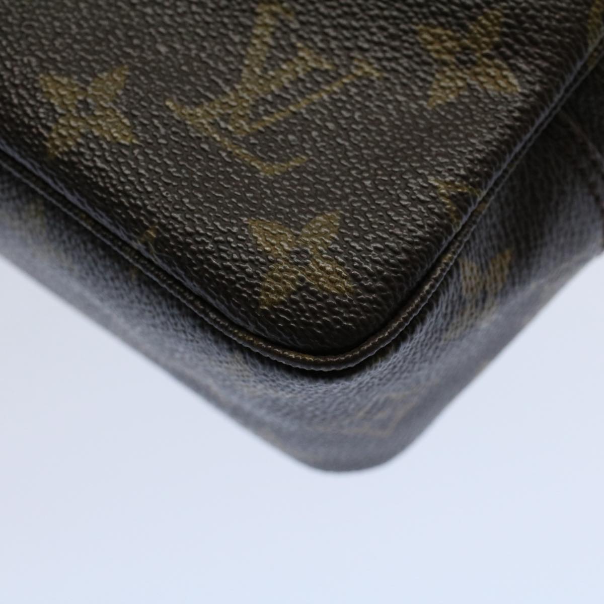 LOUIS VUITTON Monogram Trousse Toilette 23 Clutch Bag M47524 LV Auth 55731