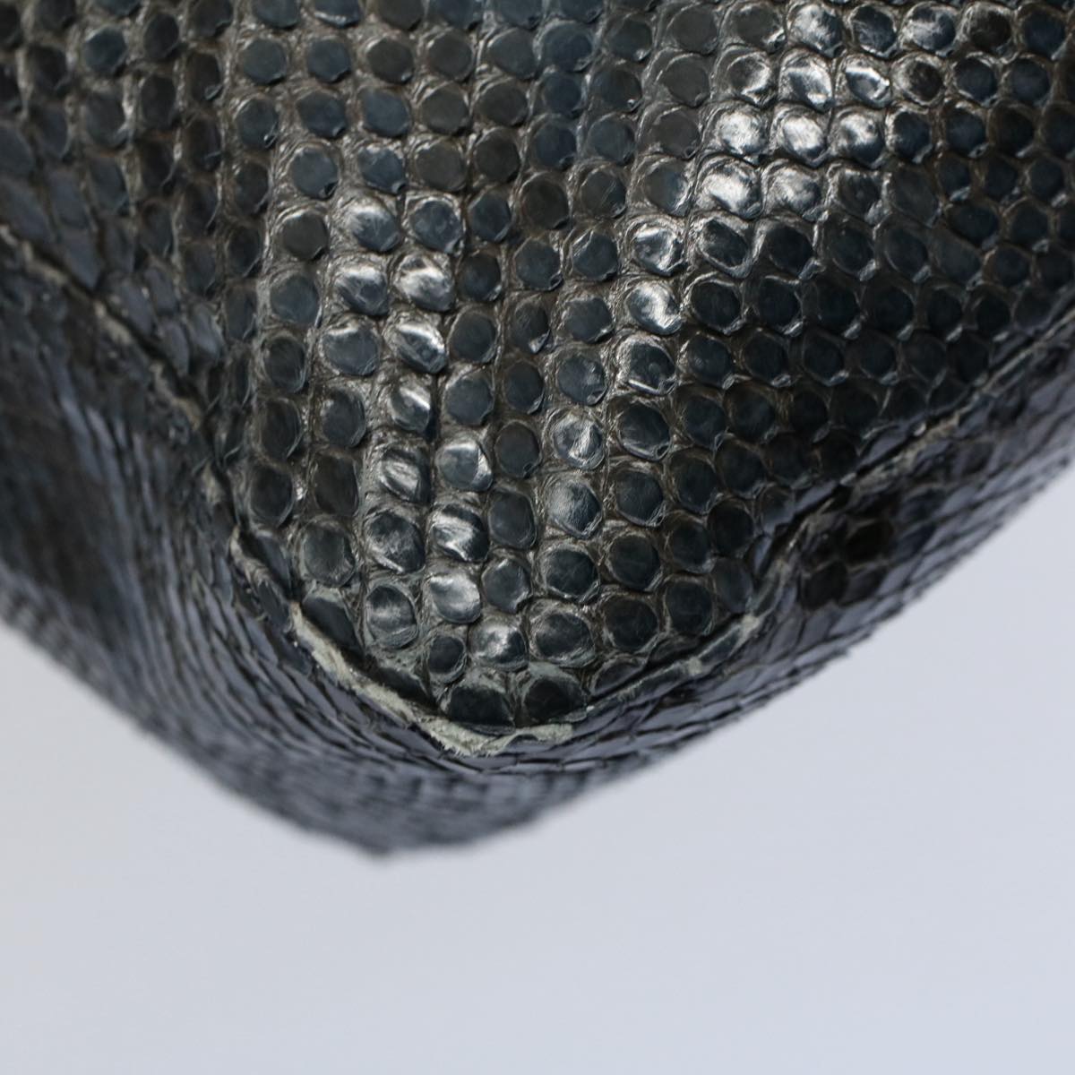FENDI Snake Pattern Mamma Baguette Shoulder Bag Exotic leather Navy Auth 55750