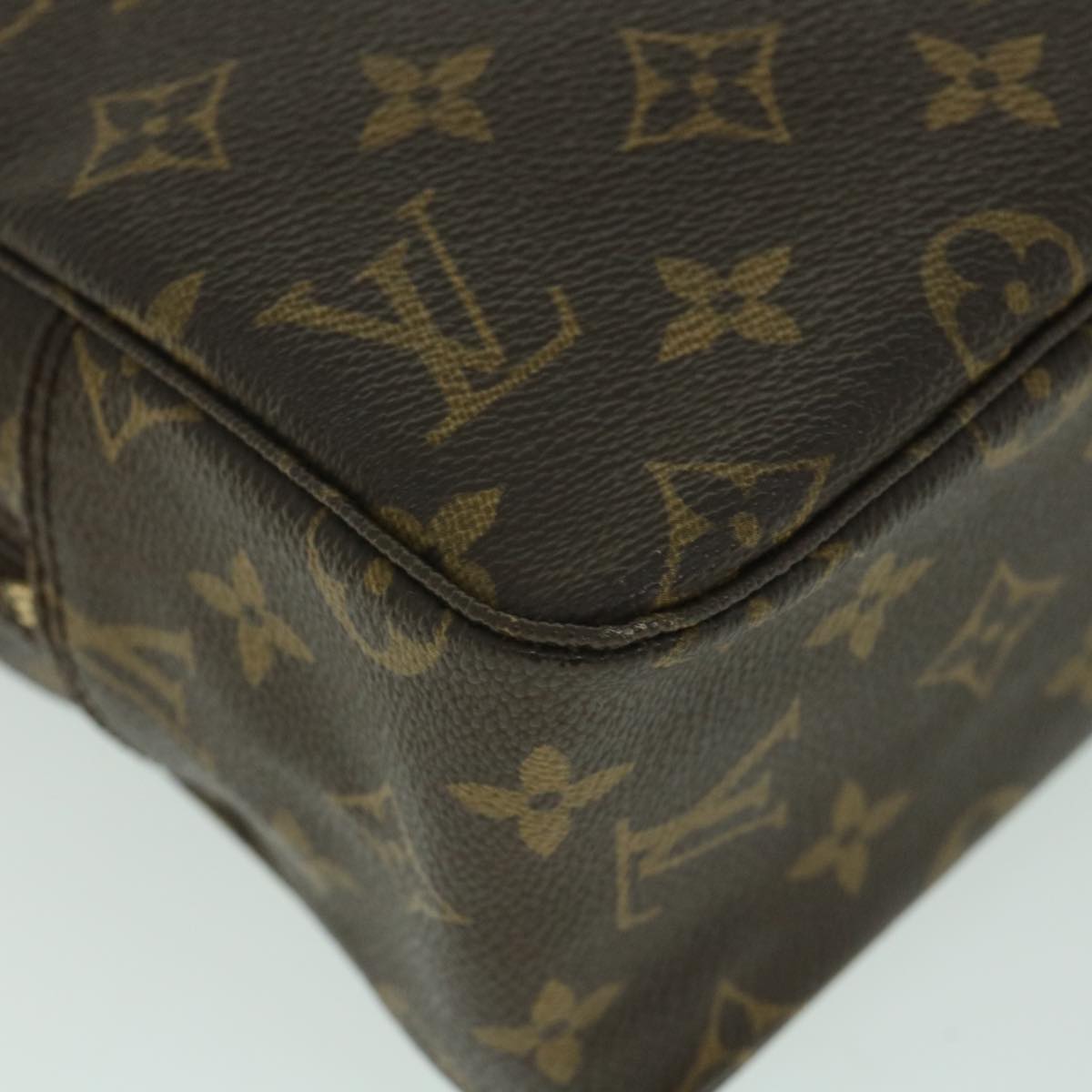 LOUIS VUITTON Monogram Trousse Toilette 28 Clutch Bag M47522 LV Auth 55793